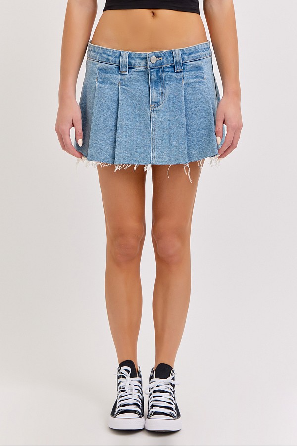Low Waist Pleated Skirt